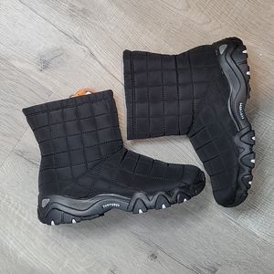 New Skechers Puffer Boots In Black 85 